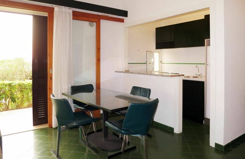 Sperlonga Apartment | Nice apartment for 4 people with pool, WIFI, A/C, TV, terrace and pets allowed
