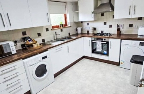 Forres Apartment | Nice apartment for 4 people with WIFI, TV and balcony