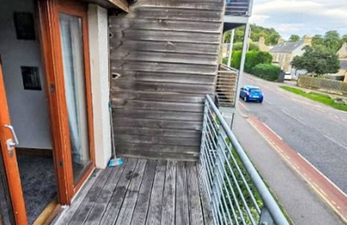 Forres Apartment | Nice apartment for 4 people with WIFI, TV and balcony