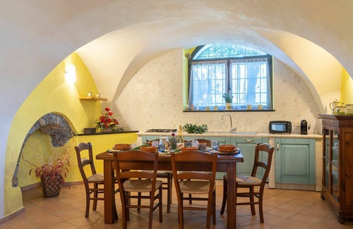 Vasia Apartment | Nice apartment for 4 people with WIFI and pets allowed