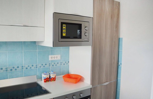 Terracina Apartment | Nice apartment for 5 guests with pool, WIFI, A/C, TV, balcony and pets allowed