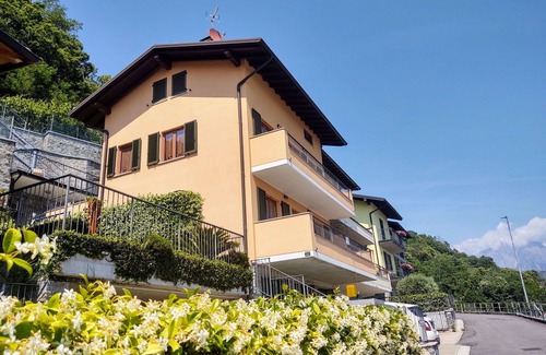 Aurogna Apartment | Nice apartment for 5 people with WIFI, TV, terrace and pets allowed