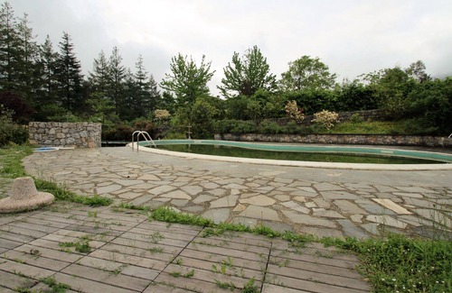 Cinque Terre Apartment | Nice apartment for 5 people with WIFI, pool, TV and patio