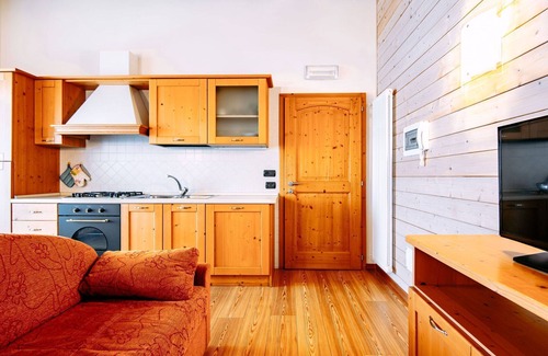 Ronzone Apartment | Nice apartment for 6 people with WIFI and balcony