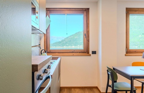 Verceia Apartment | Nice apartment for 6 people with A/C, WIFI, TV and balcony
