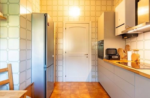 Lierna Apartment | Nice apartment for 6 people with WIFI, pool, TV and balcony