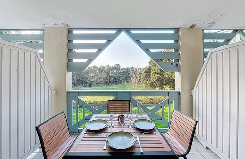 Moliets-et-Maa Apartment | Nice apartment in residences near golf course with swimming pools.