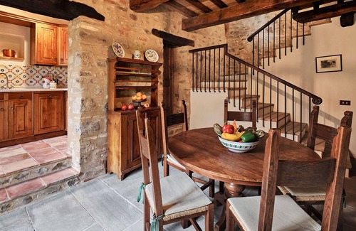 Bivio Lugnano Villa | Nice apartment in villa for 6 guests with A/C, pool, WIFI and TV