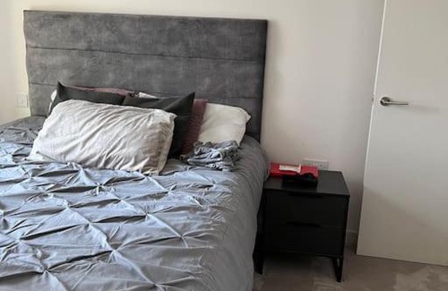 Docklands Apartment | Nice Apartment in East London