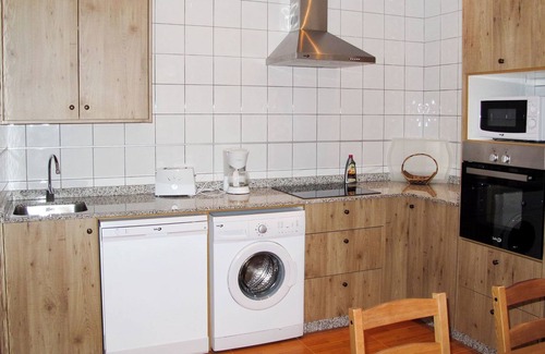 Muro Villa | Nice apartment in villa for 4 guests with pool, A/C, WIFI, TV, patio and parking