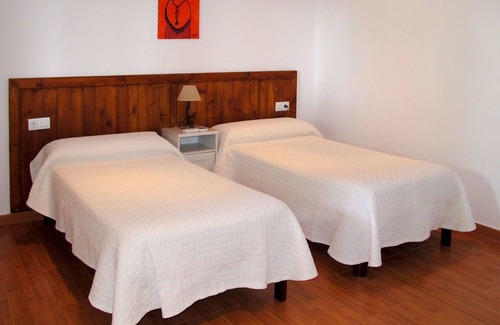 Muro Villa | Nice apartment in villa for 4 guests with pool, A/C, WIFI, TV, patio and parking