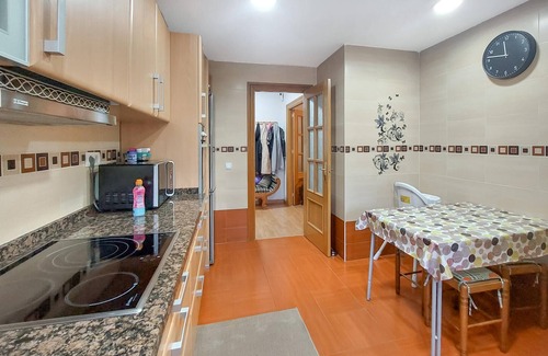 Fuengirola Apartment | Nice apartment in Fuengirola with WiFi