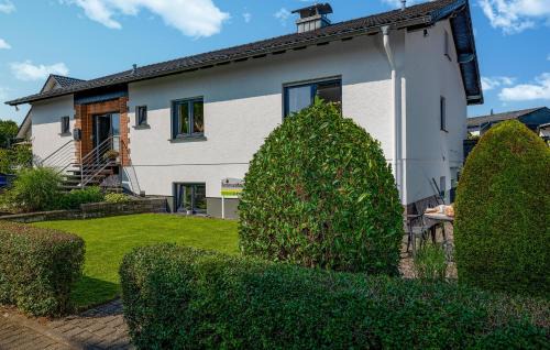 Rederscheid Apartment | Nice Apartment In Horhausen With Wifi