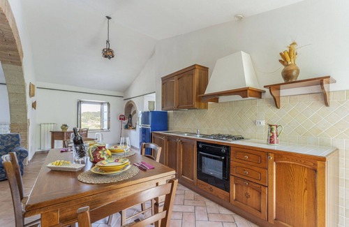 Radicondoli Villa | Nice apartment in villa for 4 guests with WIFI, pool and panoramic view