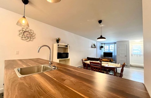 Vieux-Limoilou Apartment | nice apartment in Limoilou