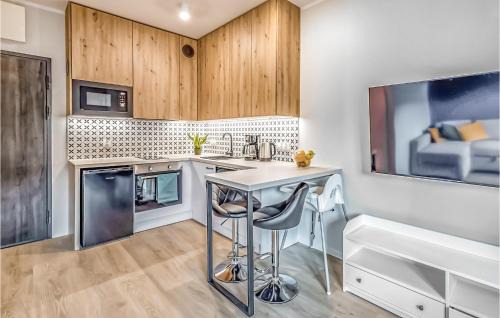 West Pomeranian Voivodeship Apartment | Nice Apartment In Szczecin With Wifi