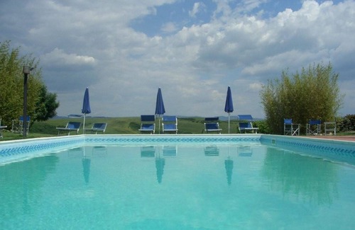 Peccioli Villa | Nice apartment in villa for 5 people with pool, WIFI and panoramic view