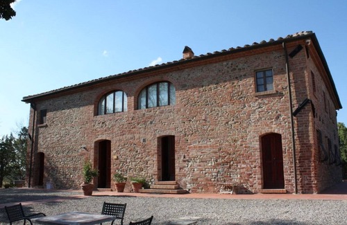 Peccioli Villa | Nice apartment in villa for 5 people with pool, WIFI and panoramic view
