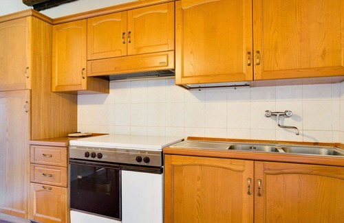 Bucine Villa | Nice apartment in villa for 7 people with WIFI, pool, TV and pets allowed