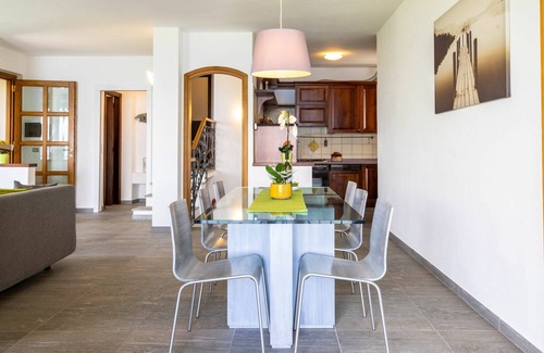 Someraro House | Nice apartment in villa for 6 people with WIFI, TV, balcony and pets allowed