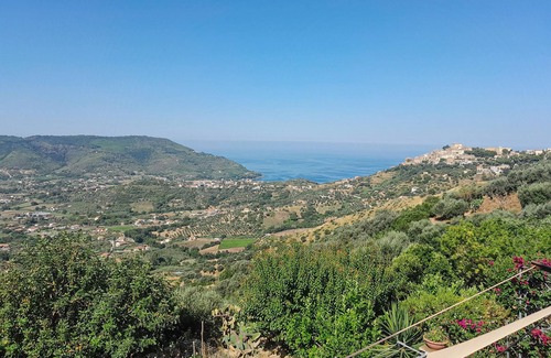 Castellabate Apartment | Nice apartment in Castellabate SA