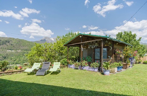 Stazzema Apartment | Nice apartment for 6 people with WIFI, TV, terrace and pets allowed