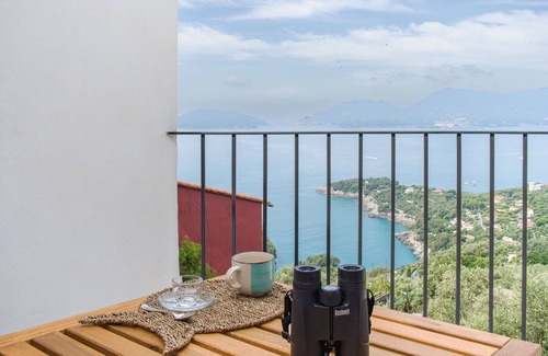 Stazzema Apartment | Nice apartment for 4 people with A/C, WIFI, TV and terrace