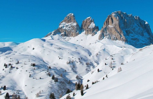 San Giovanni di Fassa Apartment | Nice apartment for 6 guests with WIFI, TV, balcony, pets allowed and parking