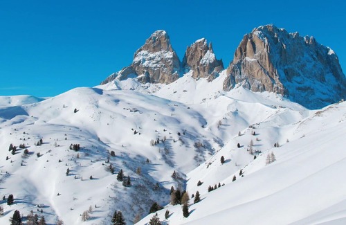 San Giovanni di Fassa Apartment | Nice apartment for 2 guests with WIFI, balcony, pets allowed and parking