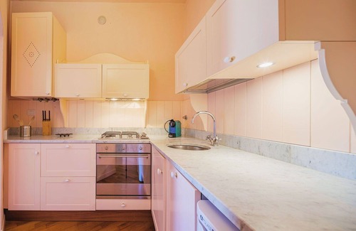 Santo Stefano del Ponte Villa | Nice apartment in villa for 4 people with WIFI, TV and pets allowed