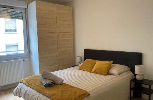 Charpennes - Charmettes Apartment | Nice Apartment with Parking balcon Casa Lyon