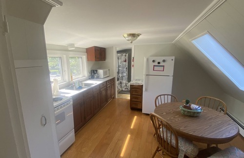 Dennis Port Apartment | NICE, BRIGHT, 2ND FLOOR APARTMENT IDEAL FOR TWO