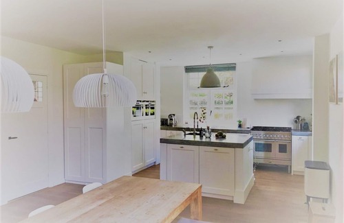 Bloemendaal House | Nice Family House Near the Beach and Haarlem City