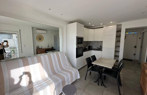 Santa Margarida Apartment | Nice flat with sea view in the beautiful Almadrava beach. AV-76