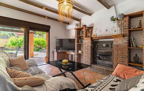 El Pinar House | Nice Home In El Pinar