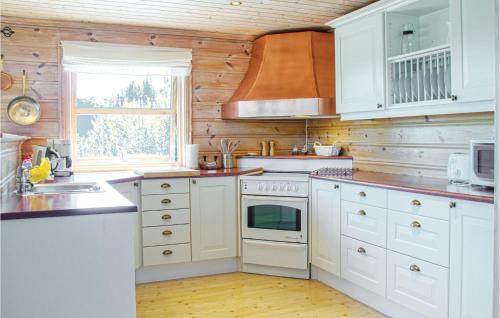 Lindesnes House | Nice Home In Lindesnes With Sauna