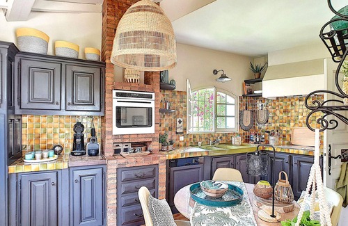 Paradou House | Nice home in Paradou with WiFi