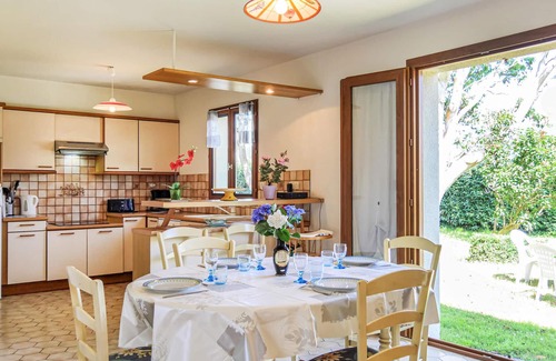 Pirou House | Nice home in Pirou-Plage with WiFi