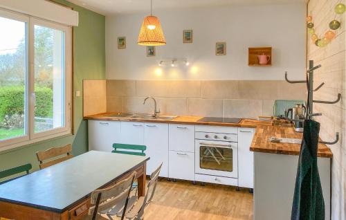 Plouezec House | Nice Home In Plouézec With Kitchen