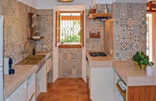 Portol House | Nice Home In Pòrtol With Kitchen