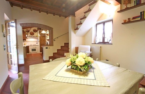 Pietrasanta House | Nice little house near the beach with a nice garden. Air conditioning.