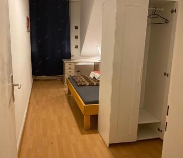 Wiesbaden House | Nice Private Room in Shared Apartment - 2er WG