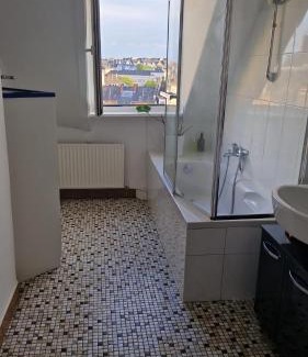 Wiesbaden House | Nice Private Room in Shared Apartment - 2er WG