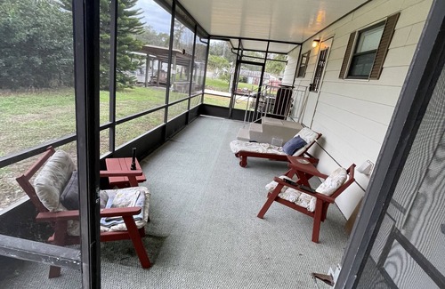 Lake George House | Nice quiet home just minutes by boat to Silver Glen, Salt Springs