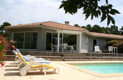 Lacanau-Ocean House | Nice spacious terrace and pool area, lovely well-kept house, relaxing views