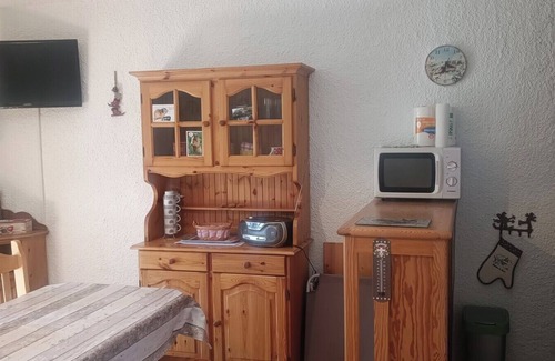 Monetier-les-Bains Apartment | Nice studio in the heart of Le Monêtier-les-Bains