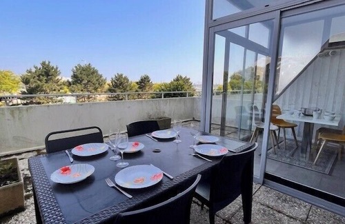 La Rochelle Apartment | Nice studio with terrace near the beach