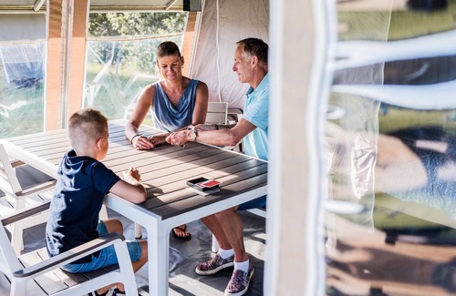 Saint-Girons Plage House | Nice tent lodge on campsite near beach