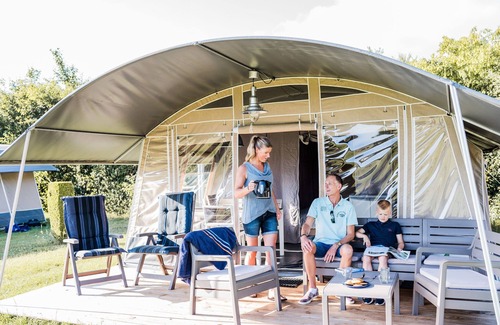 Echternacherbruck House | Nice tent on a campsite