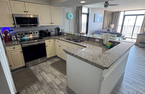 Myrtle Beach Condo | Nicely Updated; Wrap-Around Oceanfront Balcony, Roof-top Pools